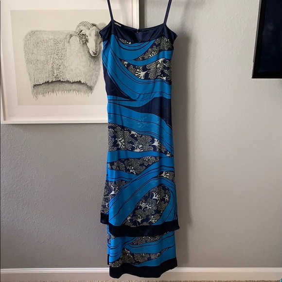 ❤️SOLD❤️WARM dress Carolyn Blue Wavy Length Dress - Picture 6 of 10